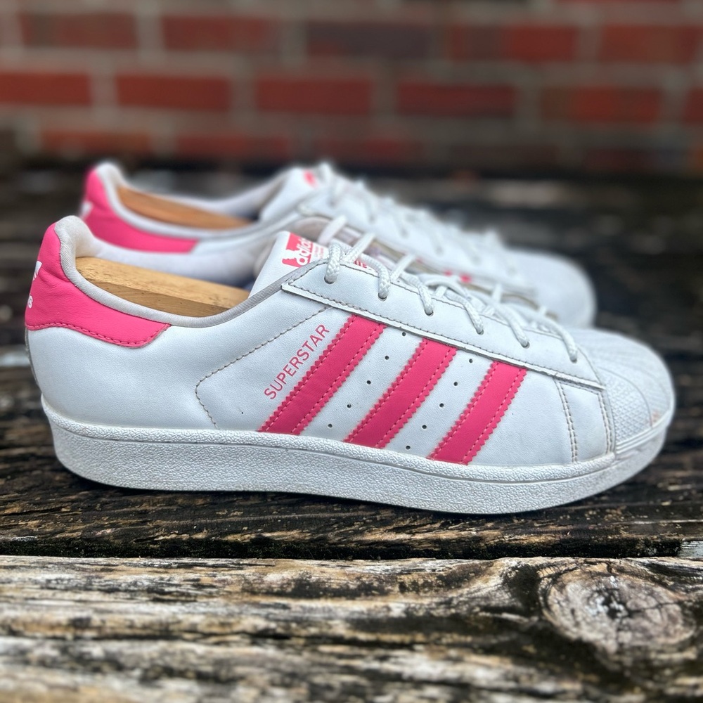 Adidas Superstar J White Super Pink Shell Toe Women’s Low Top Shoe Sz 6.5  E9